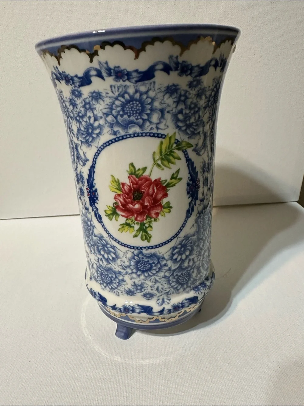 Anthropologie Lou Rota Mother Nature Blue/White Woodpecker Rose Pedestal Vase